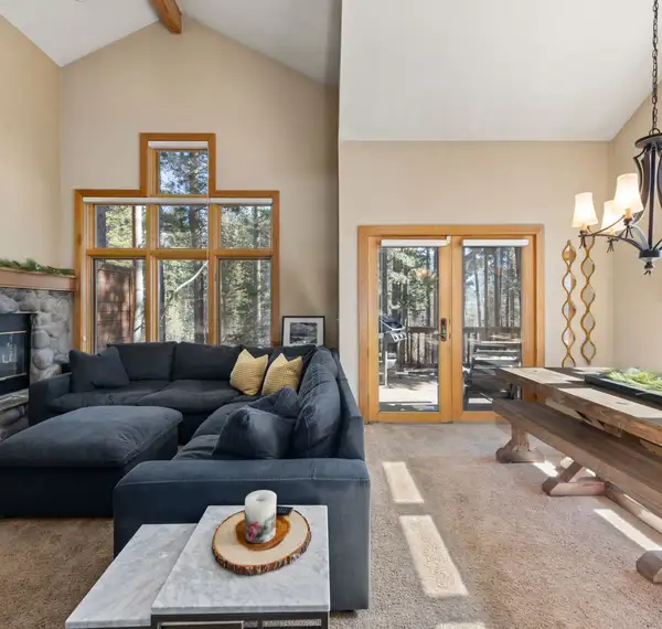 Elevated Tahoe Escape, condo in Incline Village