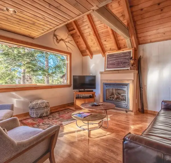 Lakeview Serenity Cottage, cabin in Kings Beach