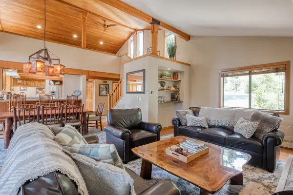 Main Living room, Lunar Lakeview Haven