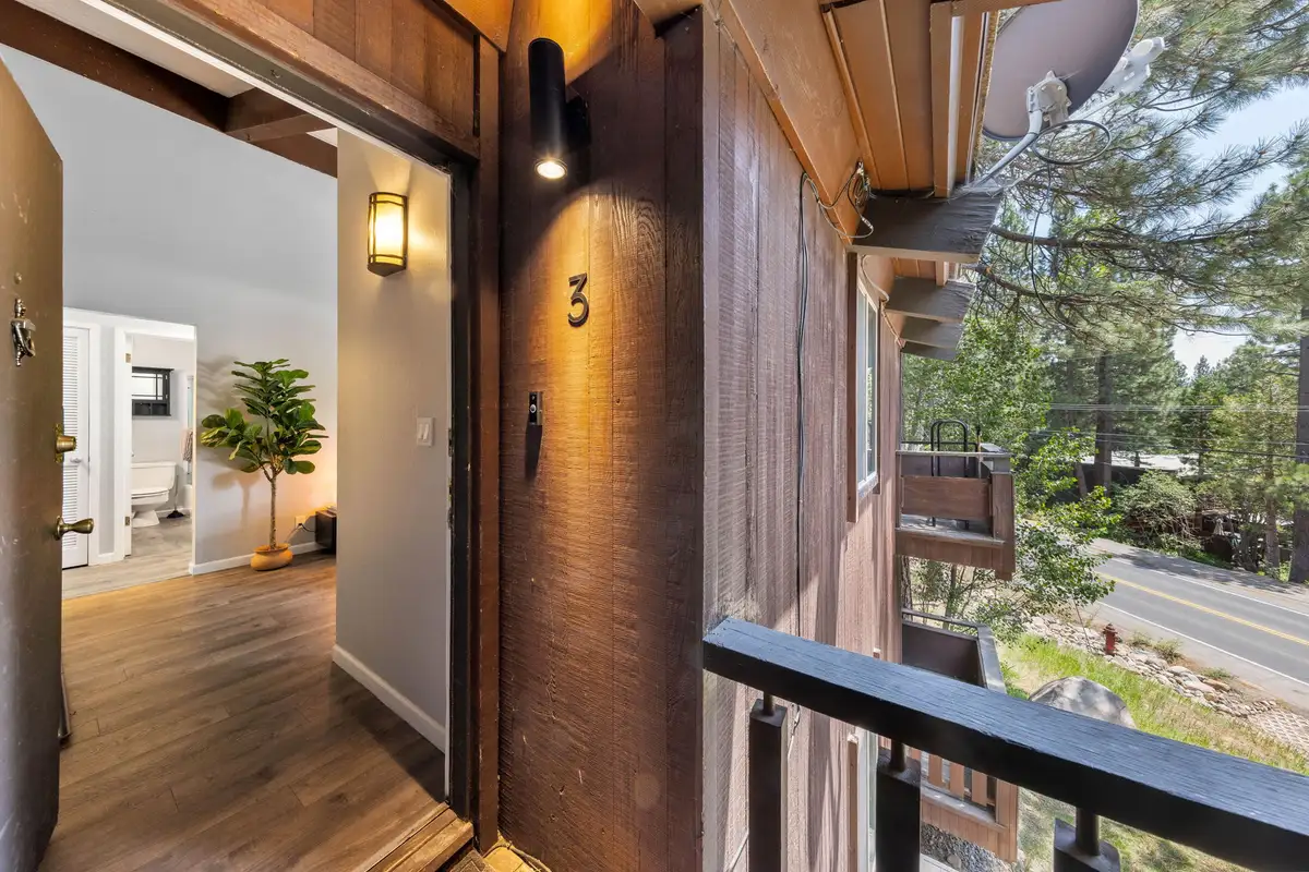 Entrance on the second floor, Incline Tranquil Loft