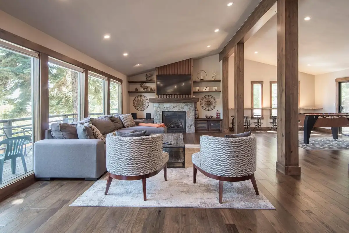 Living room with comfortable and elegant furniture and TV with Netflix, Tranquil Tahoe Haven