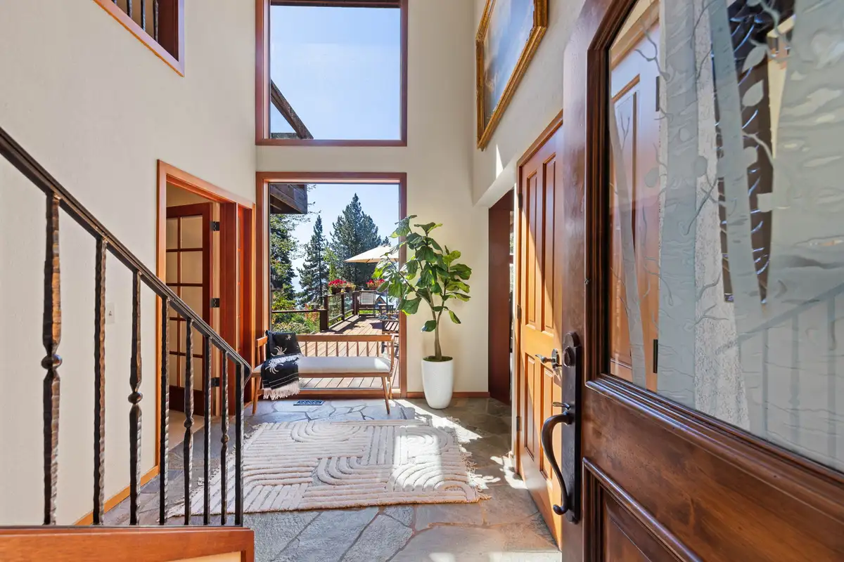 Front Entrance, Incline Lakeside Haven