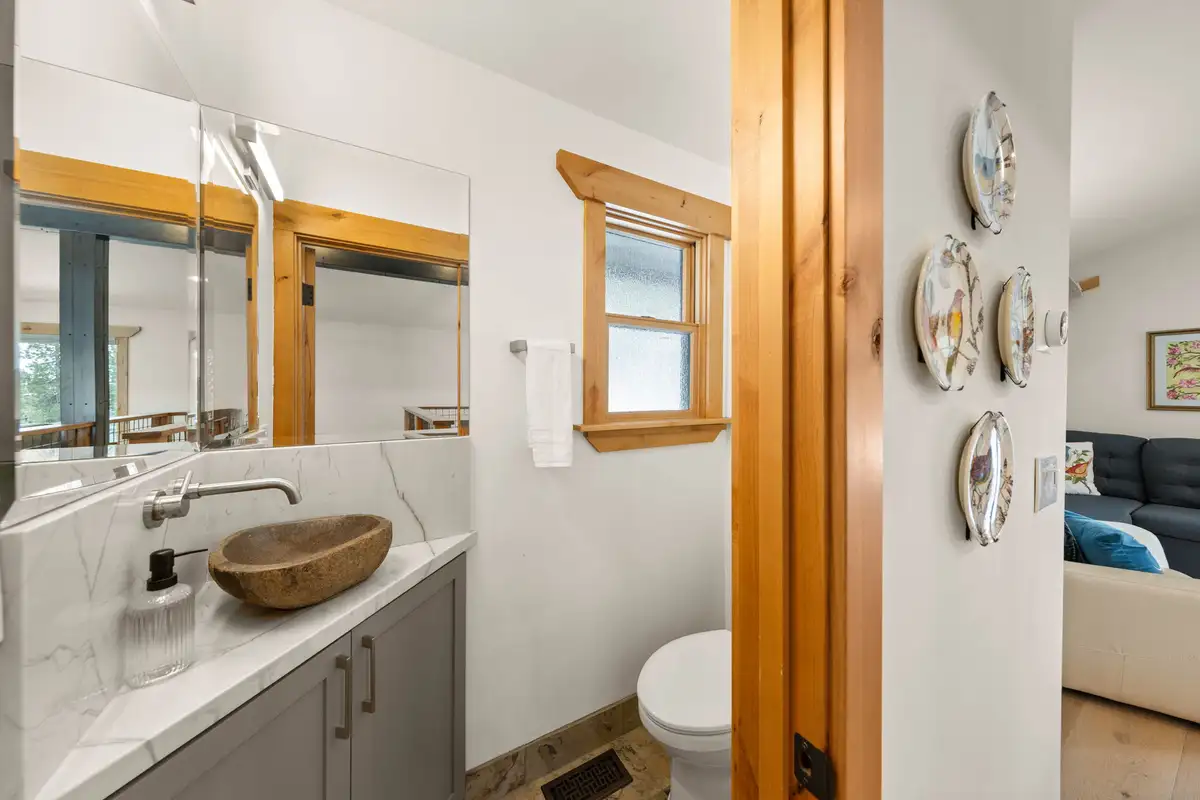 Bathroom with a vessel sink and quartz vanity, Sugar Pine Tahoe Lodge
