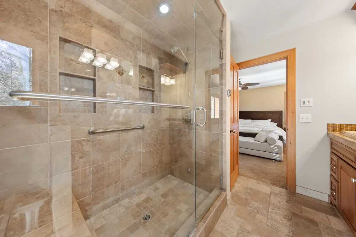 Master bath, Elevated Tahoe Escape