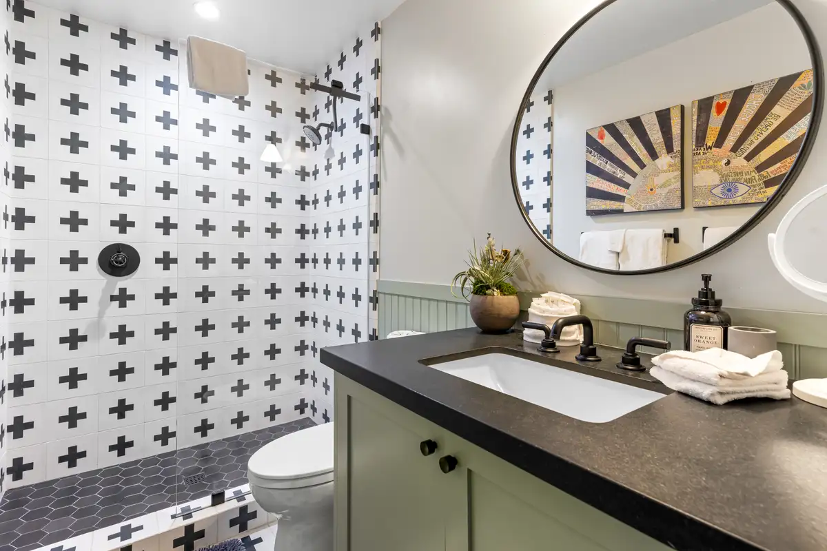 3rd Bathroom on 2nd floor, Lakeside Luxe Retreat