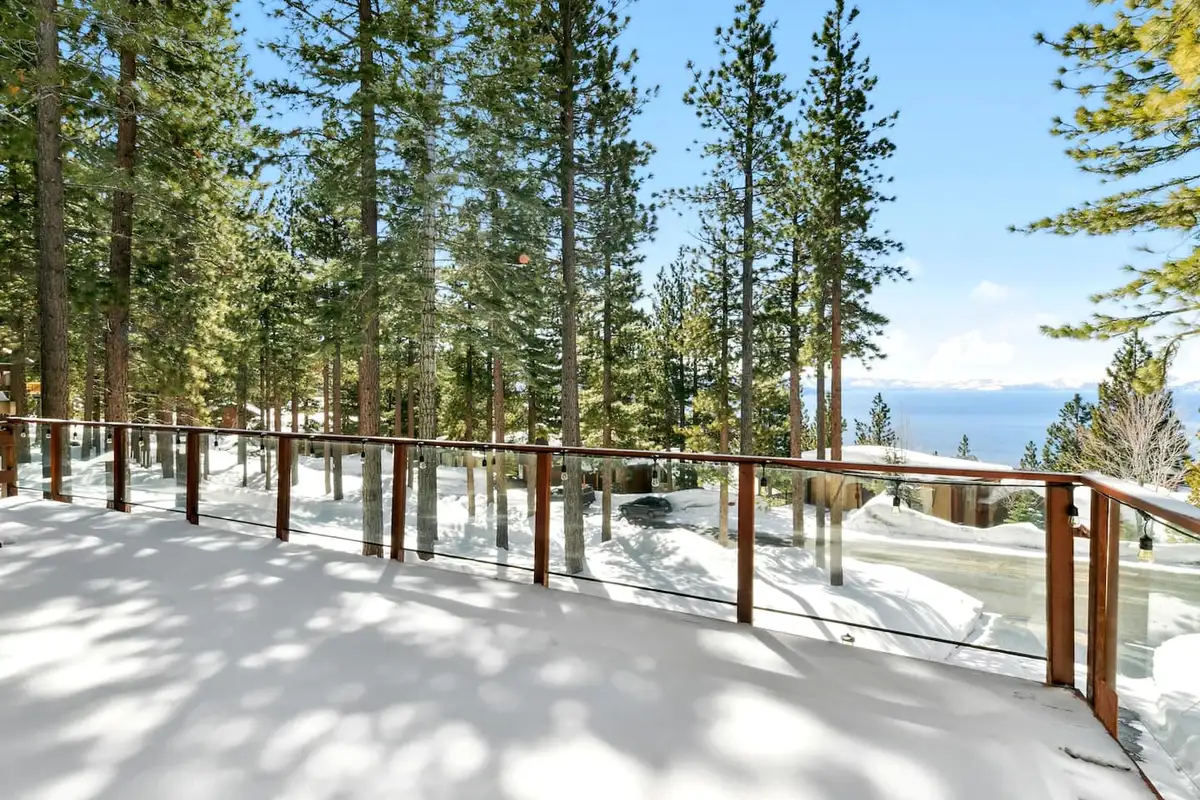 View from the deck, Lake View Treasure