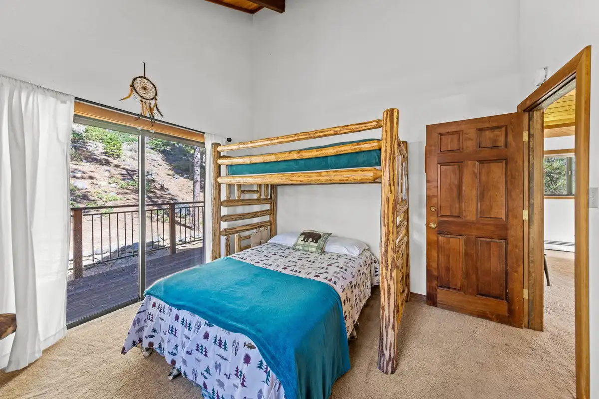 3rd floor bunkbeds, Rustic Ridge Retreat