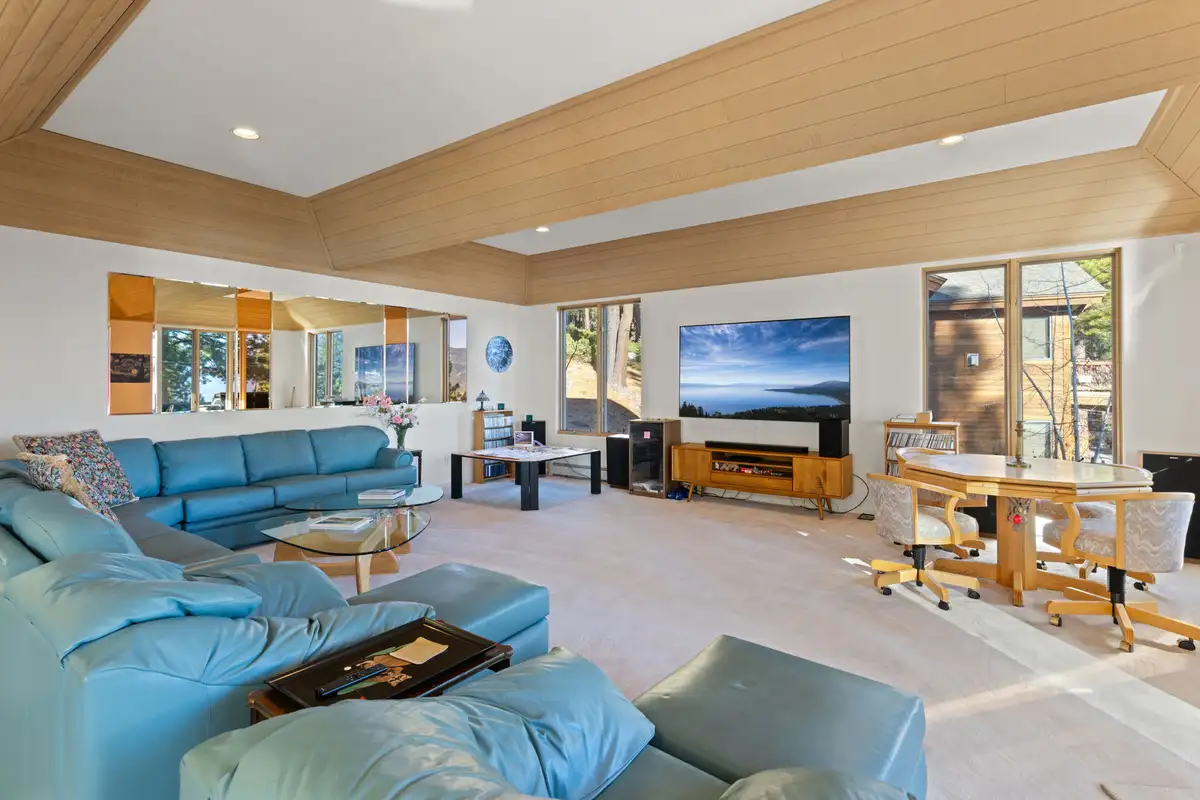 Main Living room with tv, 90s Tahoe Time Capsule